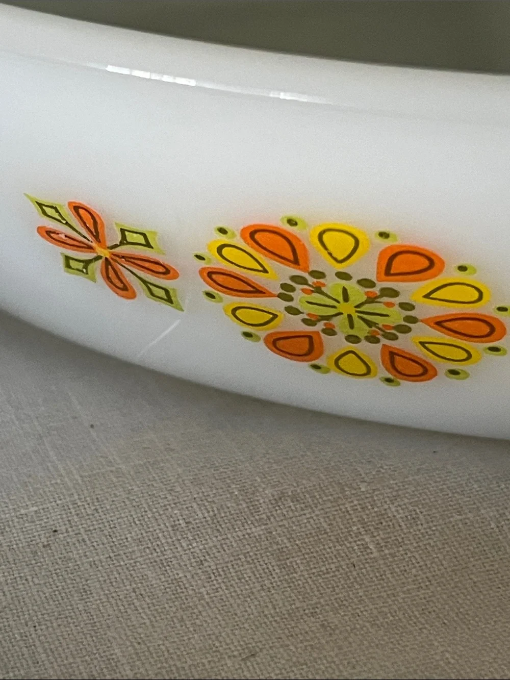 Vintage 1970s Glasbake Hellenic Casserole Dish – J-2352